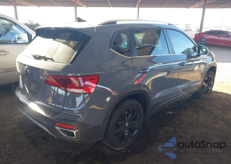 2024 Volkswagen Taos 1.5T Se z USA, uszkodzony, nr VIN 3VVEX7B28RM084833